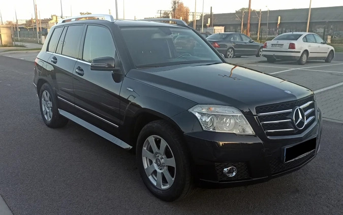 Mercedes-Benz GLK cena 52900 przebieg: 240000, rok produkcji 2010 z Janikowo małe 232